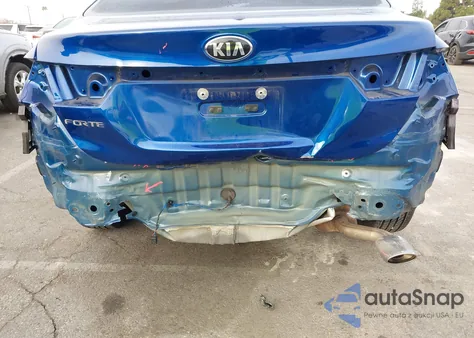 2021 Kia Forte Lxs z USA, uszkodzony, nr VIN 3KPF24AD9ME364220
